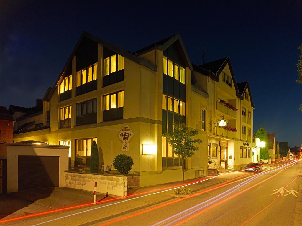 Hotel Loesch Pfaelzer Hof Romerberg Ngoại thất bức ảnh