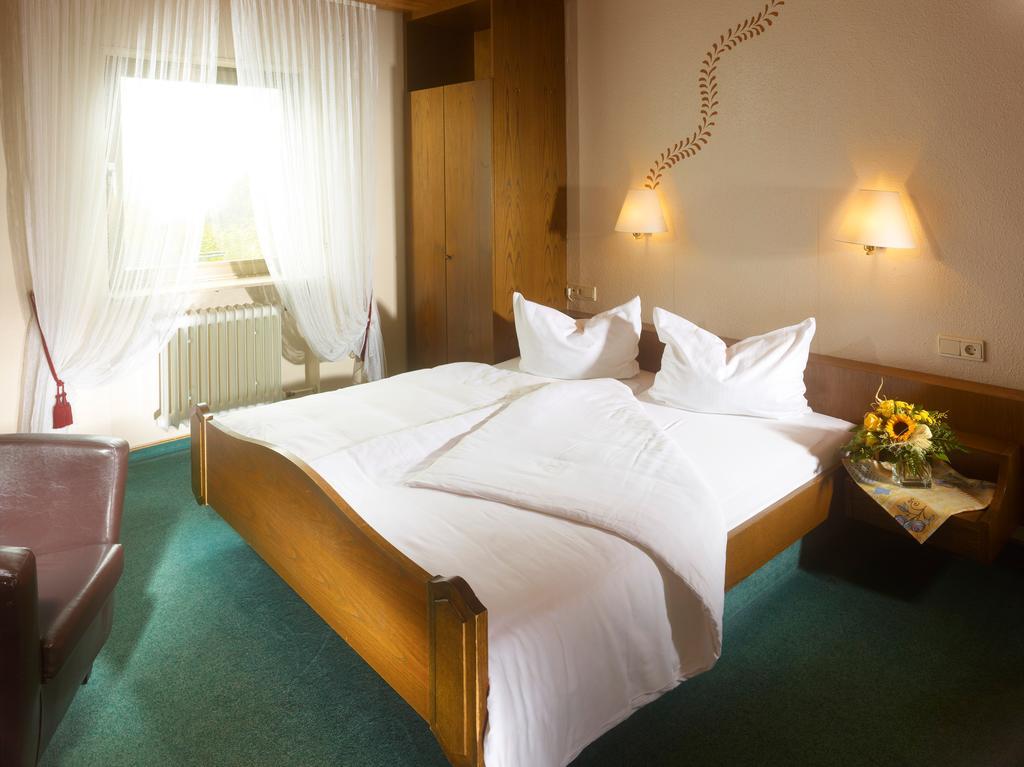 Hotel Loesch Pfaelzer Hof Romerberg Phòng bức ảnh
