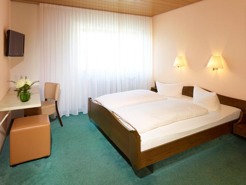 Hotel Loesch Pfaelzer Hof Romerberg Phòng bức ảnh